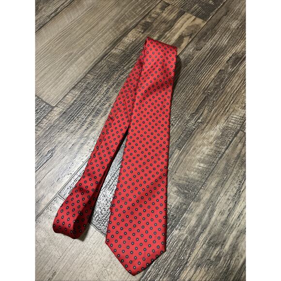 Vintage PAULINE TRIGERE Red Blue Floral 100% Silk Tie - Classic Signature Italy - Picture 1 of 5